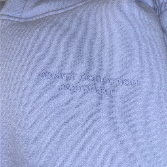 Comfrt Set - Picture 2 of 5